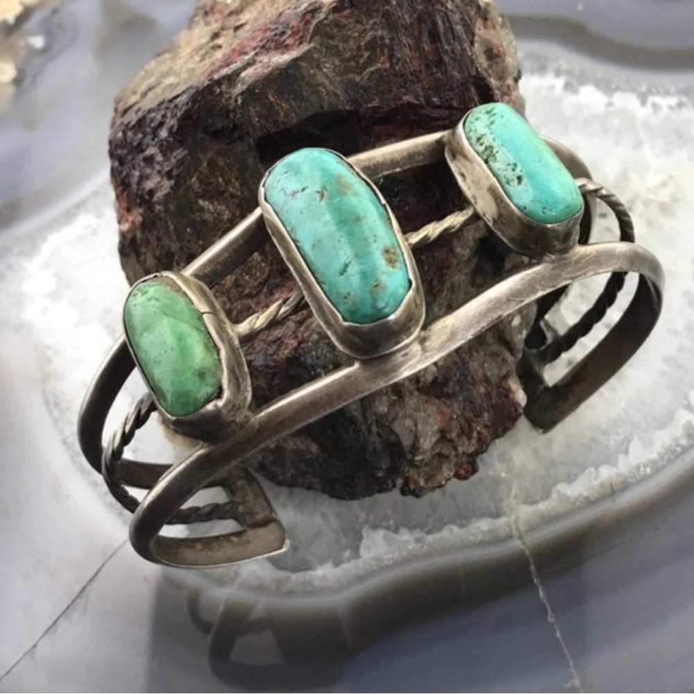Vintage Silver Turquoise Bracelet